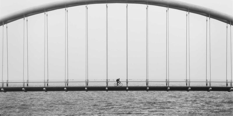 DDH摄影旅行拍摄全攻略：轻量化器材选择与户外实战技巧，打造惊艳作品展示